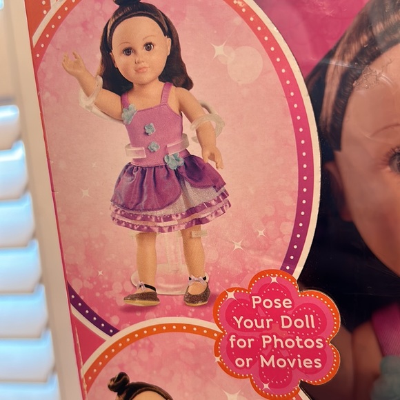 My Life As Posable Doll Stand - Picture 7 of 8